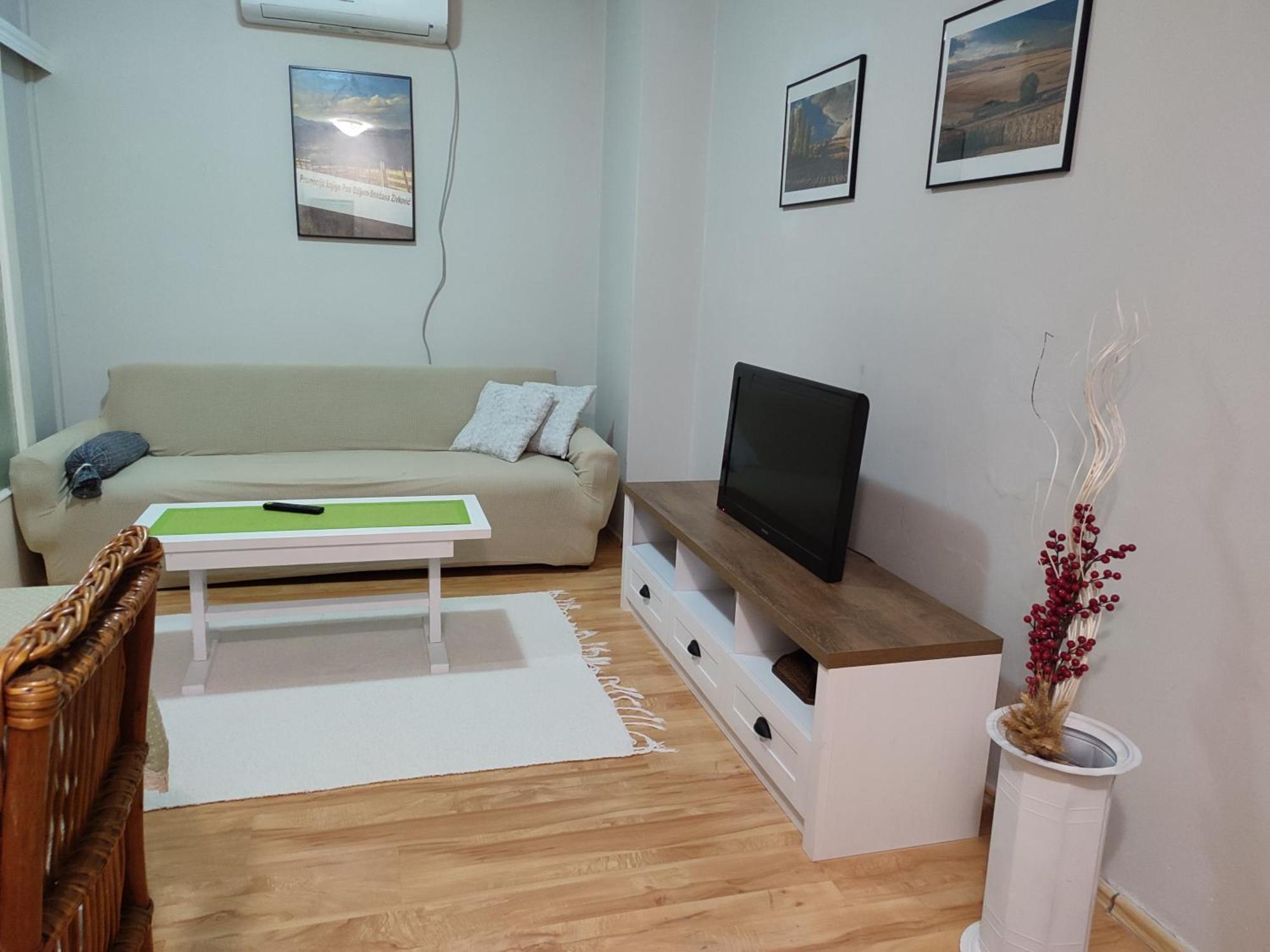 Vila Zora Apartman Banja Koviljača Zewnętrze zdjęcie